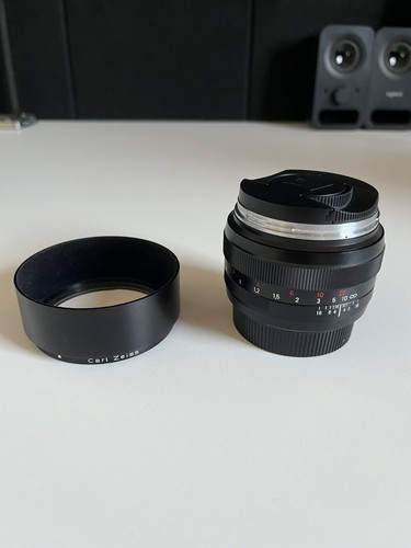 Zeiss planar 50mm 1 - planar, f/1.4