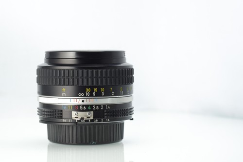 Nikon ais 50mm in mint - nikon,
