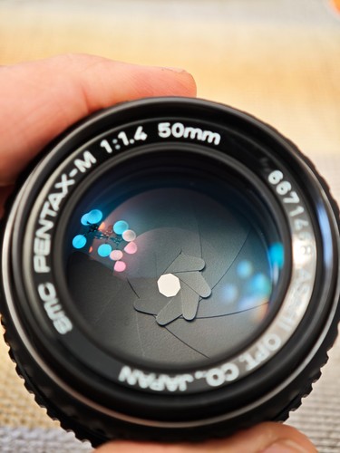 Smc pentax 50mm 4 lens - pentax-m, f/1.4