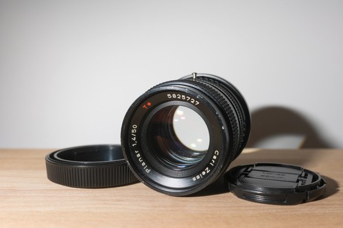 Carl zeiss planar - zeiss,